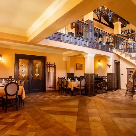 Turnul Hotel 3*